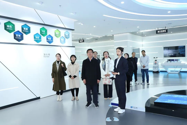 “訪企拓崗”促就業 | 黨委書記馮印濤率隊赴懷來縣大數據產業園區考察調研